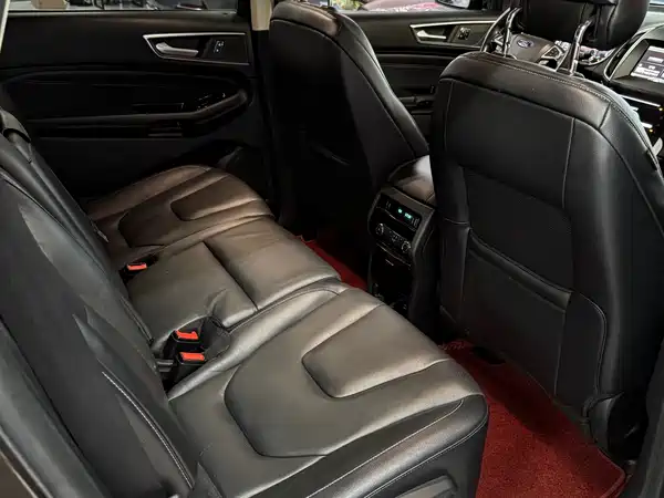 Ford Edge 2016