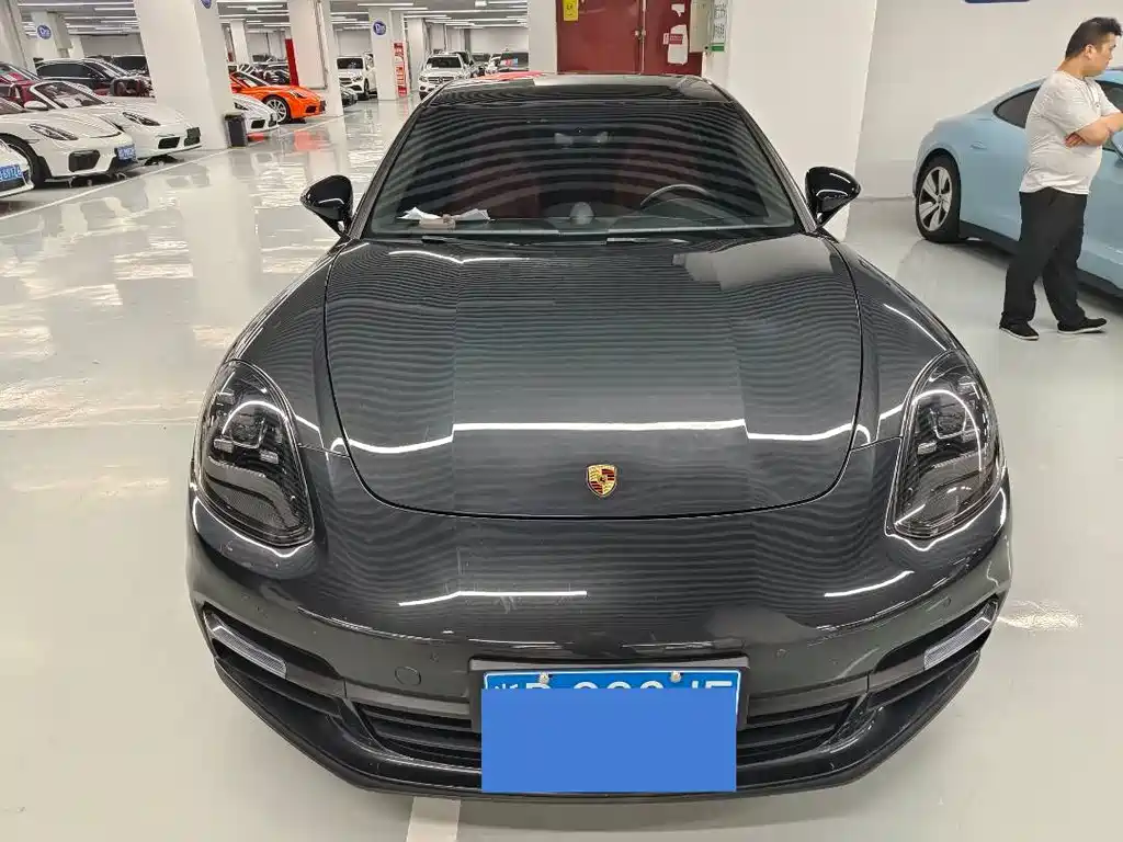 Porsche Panamera 2019 — фото 4