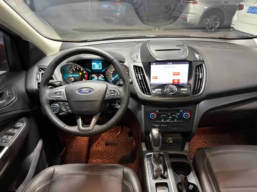 Ford Kuga 2019 — фото 6
