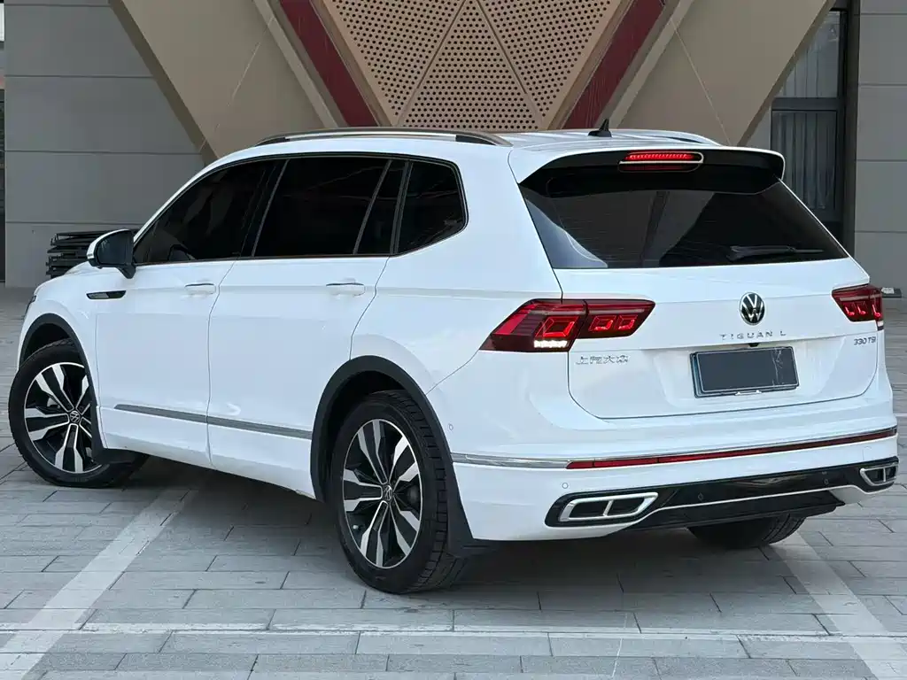 Volkswagen Tiguan L 2023
