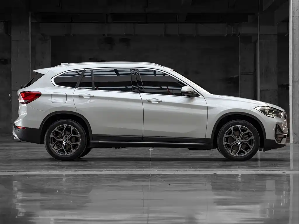 BMW X1 2022 — фото 7