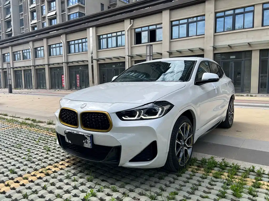 BMW X2 2023 — фото 3