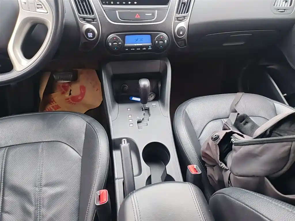 Hyundai ix35 2016 — фото 14