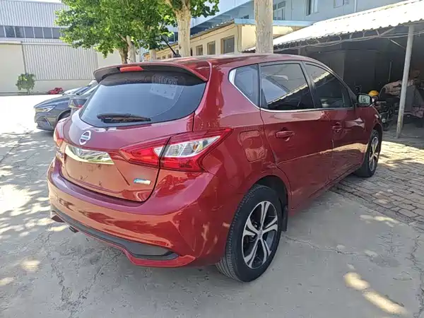 Nissan Tiida 2018
