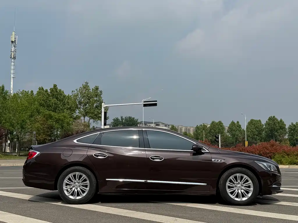Buick LaCrosse 2016 — фото 16