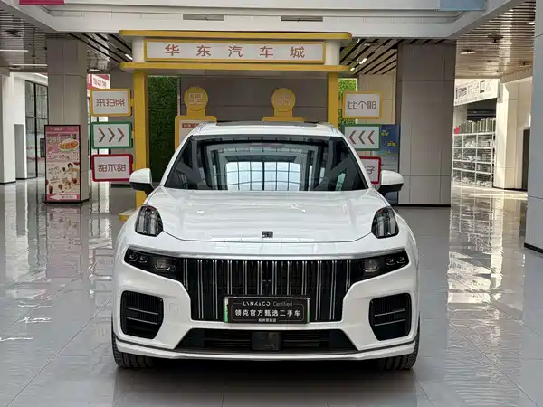 Lynk & Co 09 2022