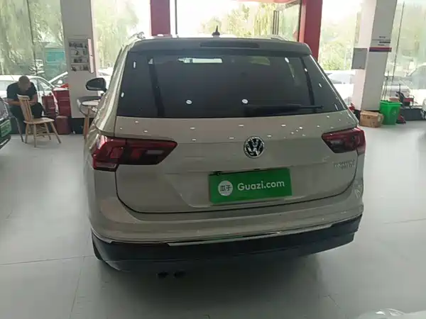 Volkswagen Tiguan L 2019