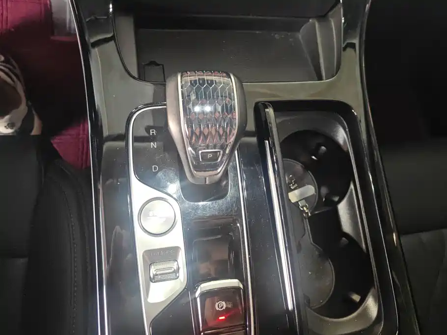 GAC Trumpchi M8 2025 — фото 15