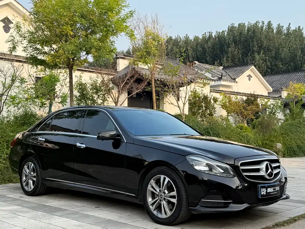 Mercedes-Benz E-Class 2013 — фото 3