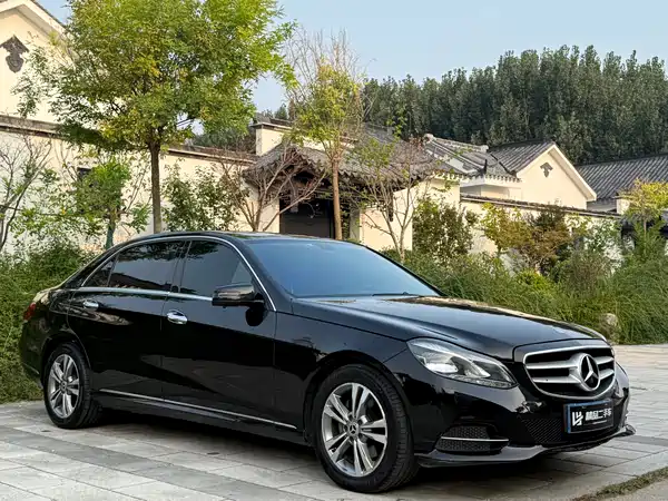 Mercedes-Benz E-Class 2013