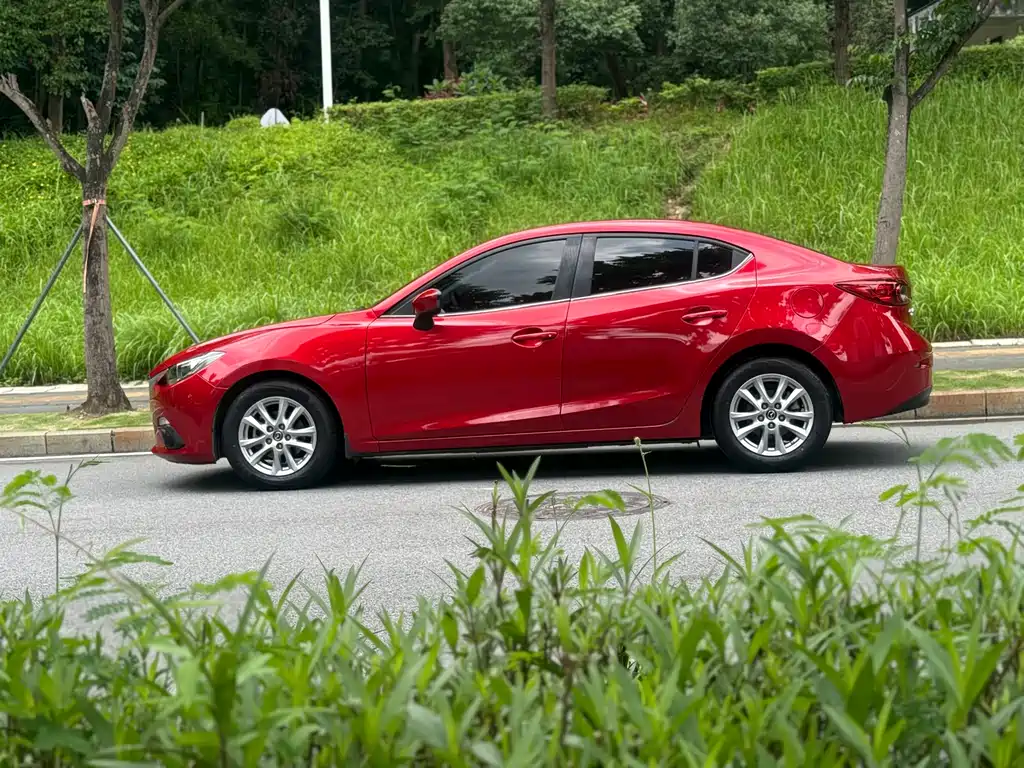 Mazda 3 Axela 2015 — фото 8