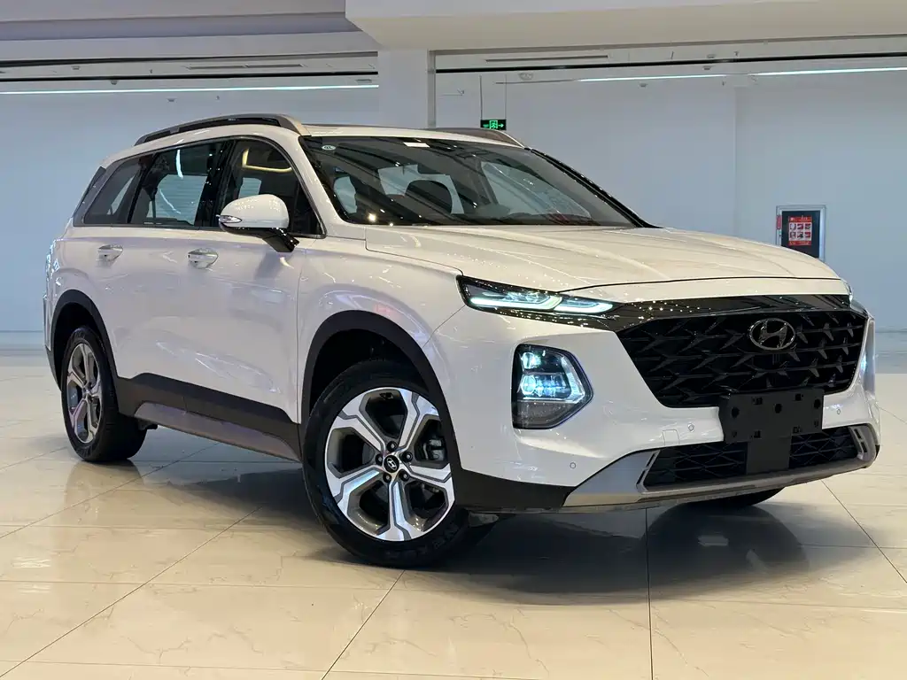 Hyundai Santa Fe 2023 — фото 3