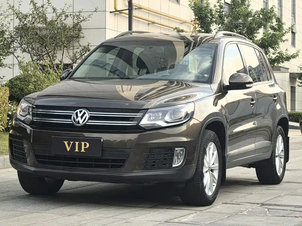 Volkswagen Tiguan 2018 — фото 1