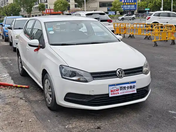 Volkswagen Polo 2016