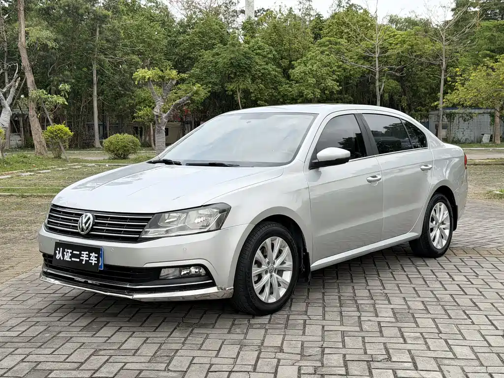 Volkswagen Lavida 2017 — фото 1