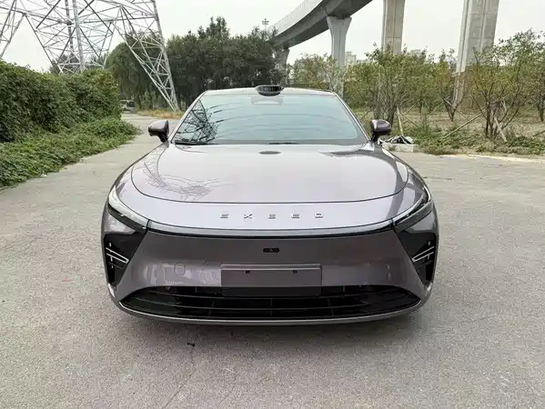 Exeed ES 2025