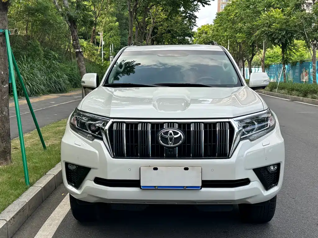 Toyota Prado 2018 — фото 2