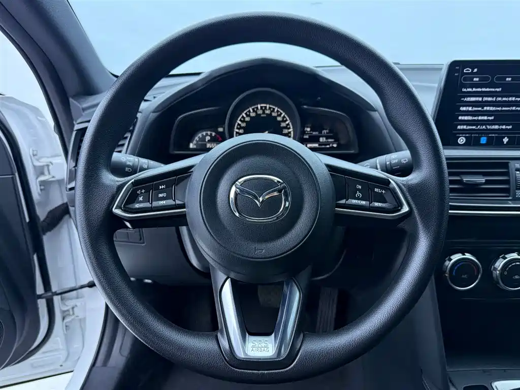 Mazda CX-4 2023 — фото 19