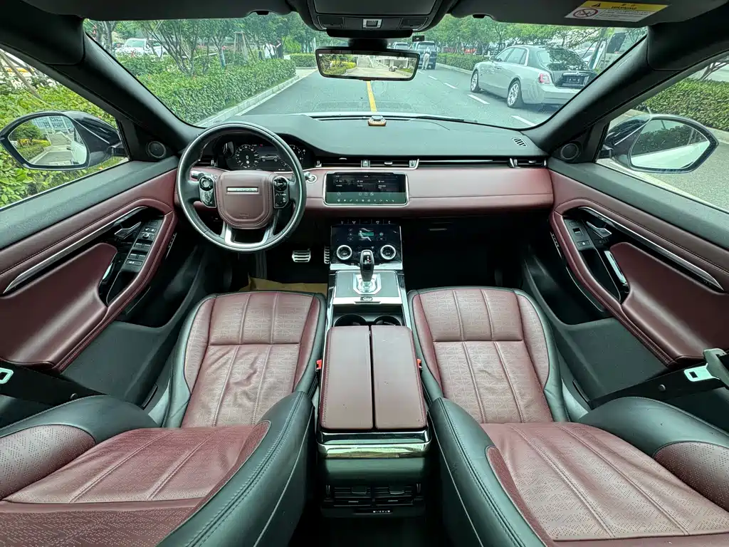 Land Rover Evoque 2021 — фото 6