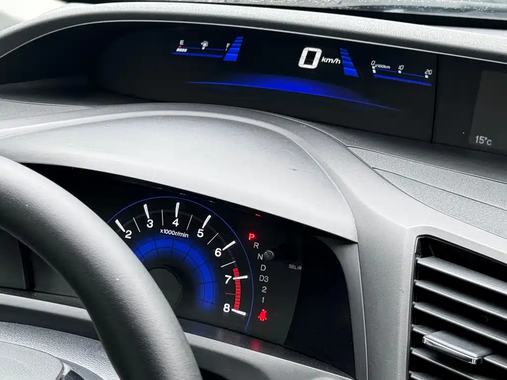 Honda Civic 2016 — фото 13