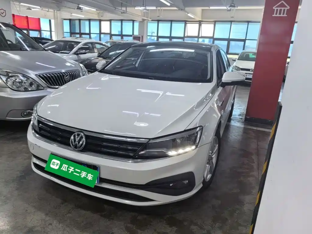 Volkswagen Lamando 2021