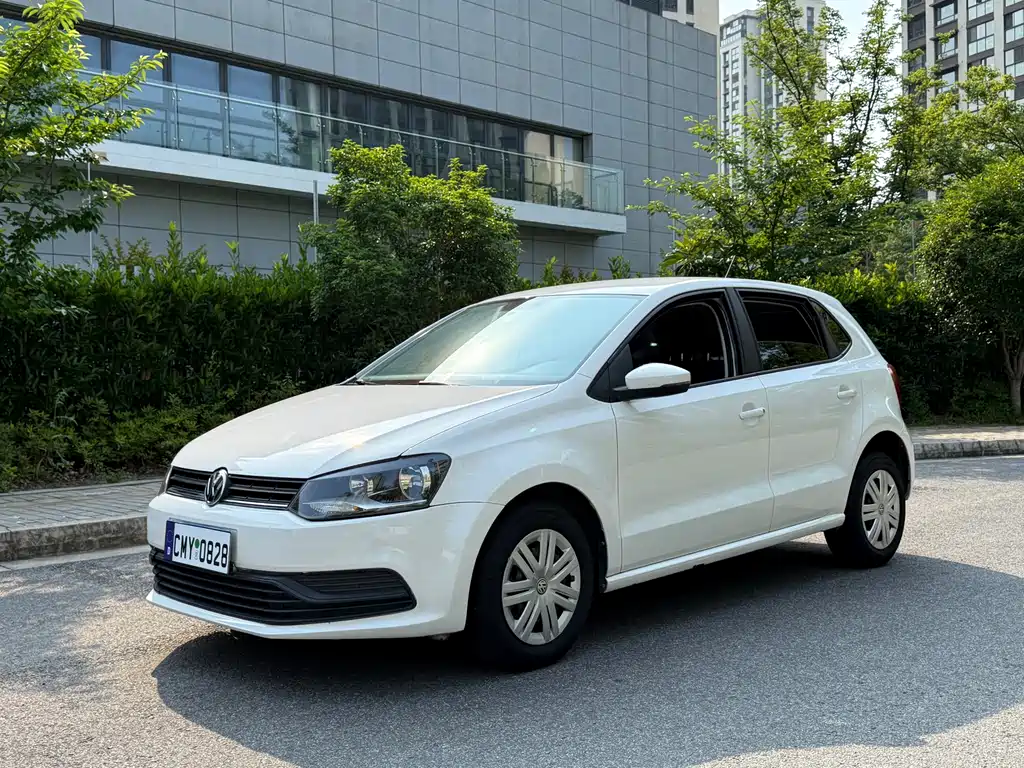 Volkswagen Polo 2018 — фото 1