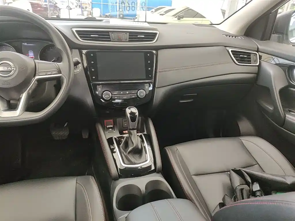 Nissan Qashqai 2023 — фото 13