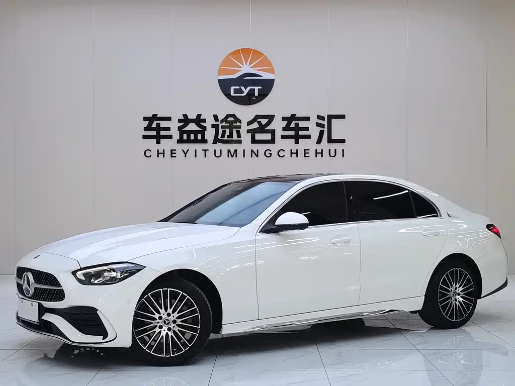 Mercedes-Benz C-Class 2025 — фото 1