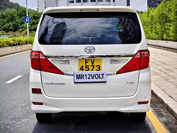 Toyota Alphard 2012