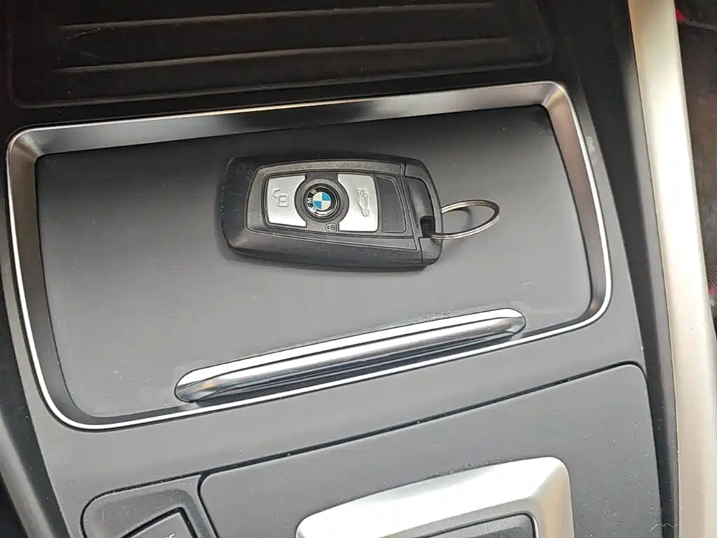BMW 1 Series 2019 — фото 17
