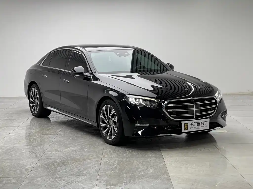 Mercedes-Benz E-Class 2024
