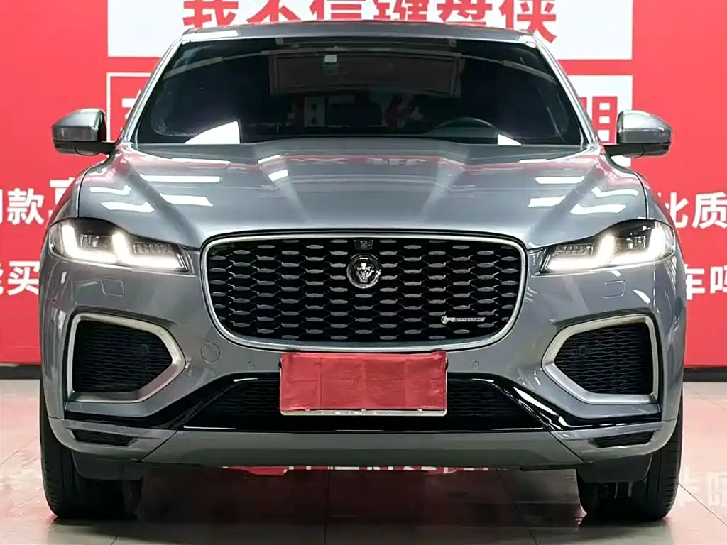 Jaguar F-PACE 2022 — фото 2