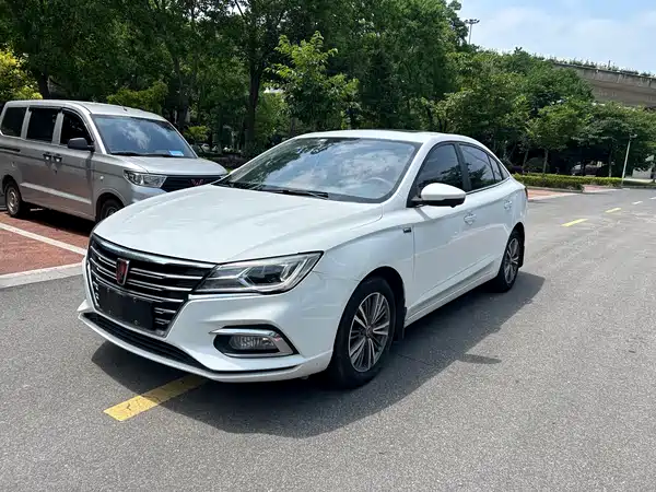 Roewe i5 2019