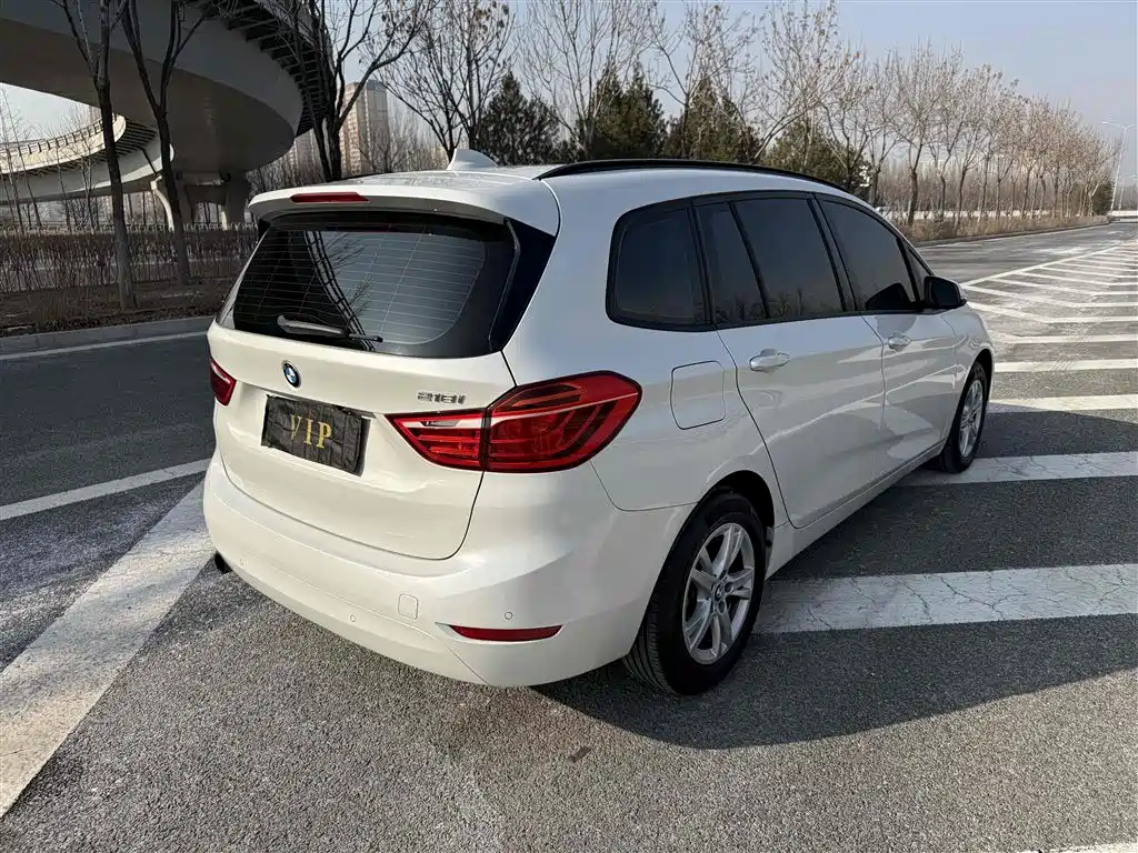 BMW 2 Series Gran Tourer 2016 — фото 9