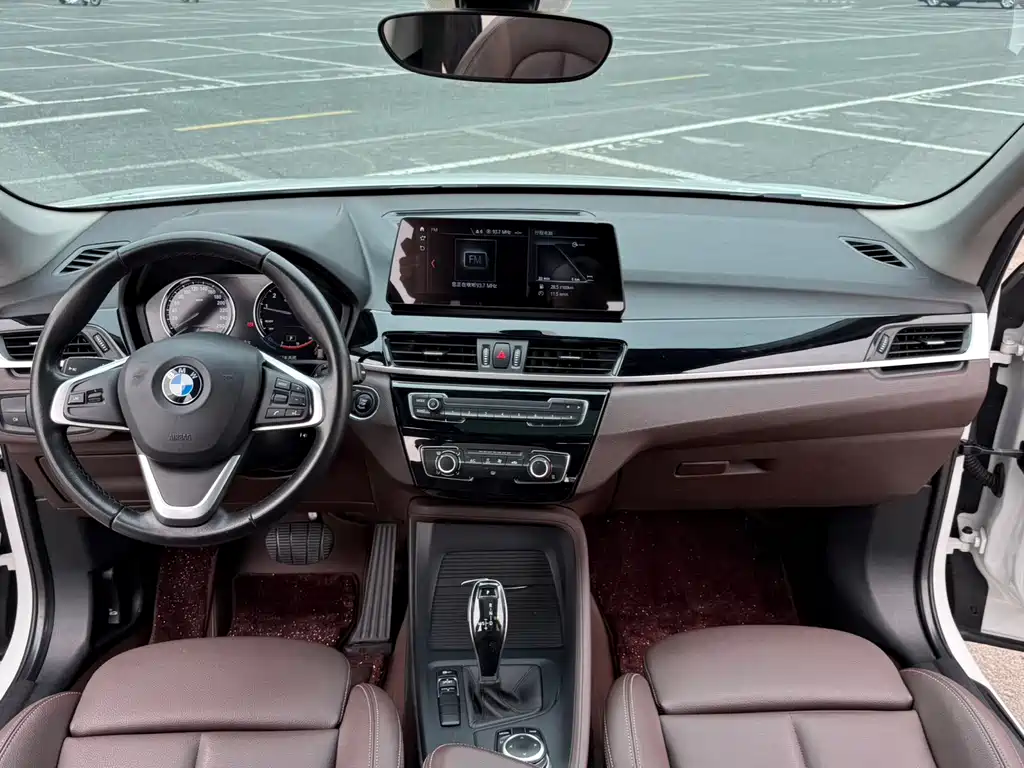 BMW X1 2022 — фото 9