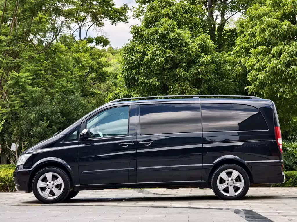 Mercedes-Benz Viano 2014