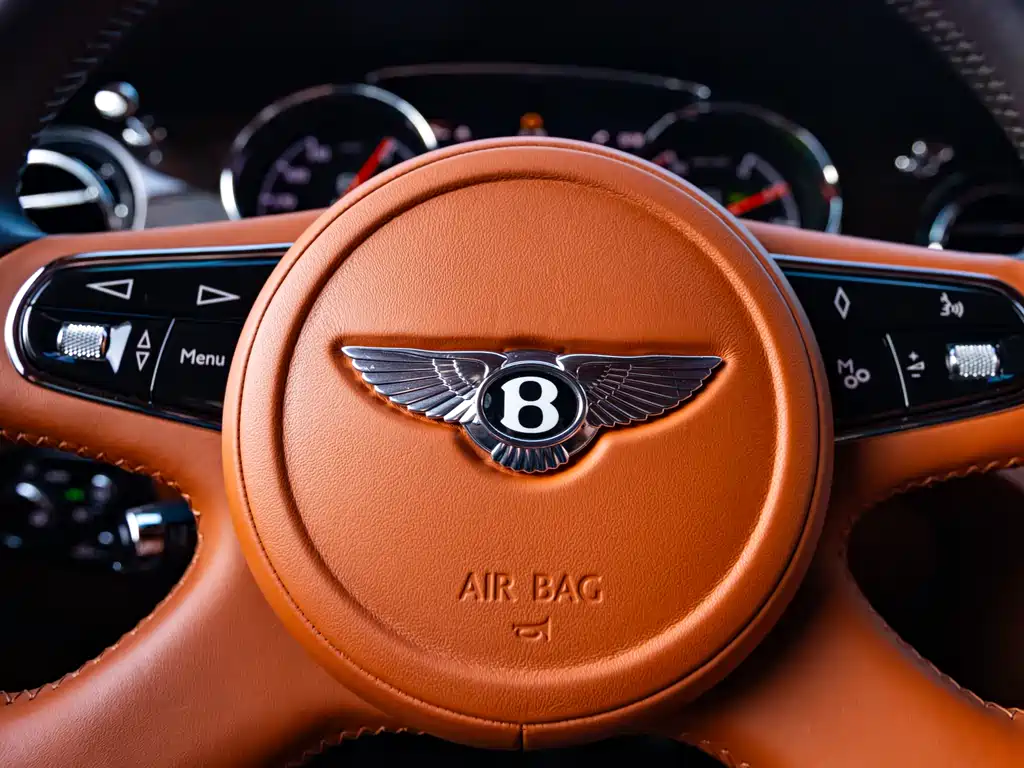 Bentley Mulsanne 2018 — фото 11