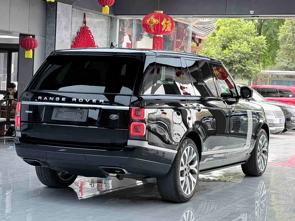 Land Rover Range Rover 2018 — фото 21