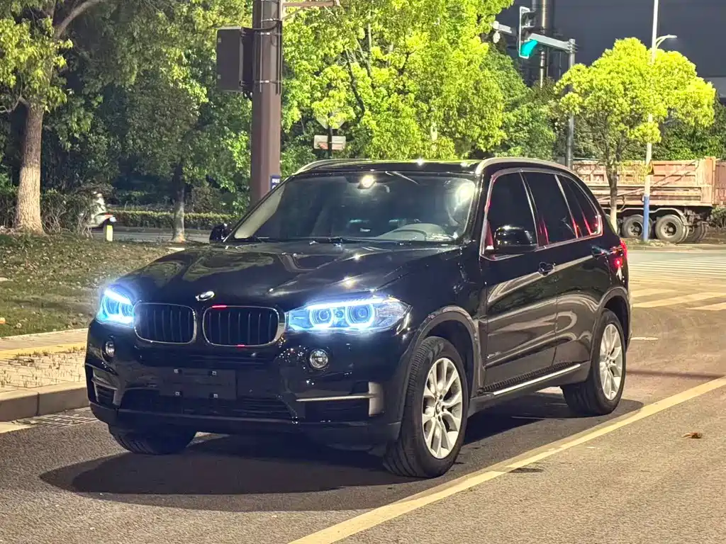 BMW X5 2014 — фото 1