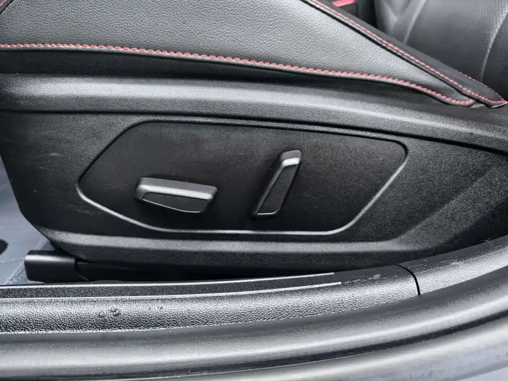Hyundai Elantra 2022 — фото 16