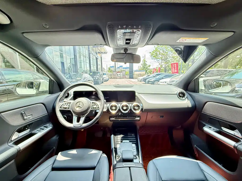 Mercedes-Benz GLA 2023 — фото 23
