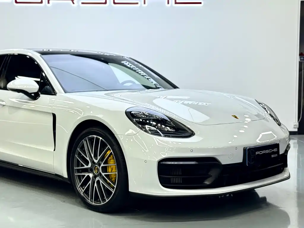 Porsche Panamera 2023 — фото 11