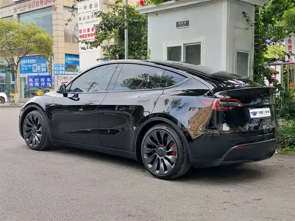 Tesla Model Y 2022
