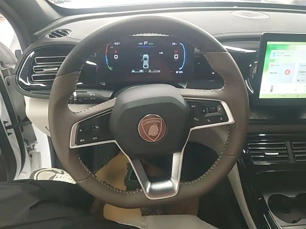 BYD Qin PLUS 2023 — фото 11