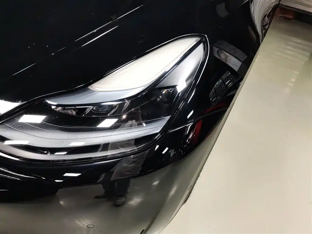 Tesla Model Y 2023 — фото 18