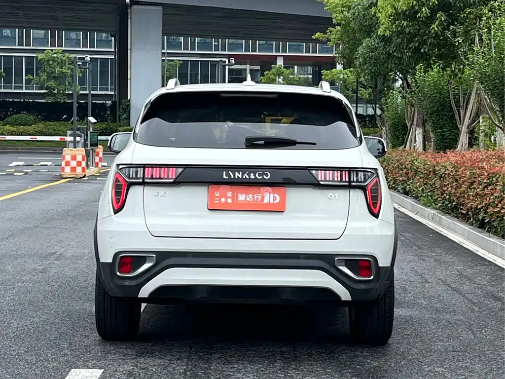 Lynk & Co 01 2018