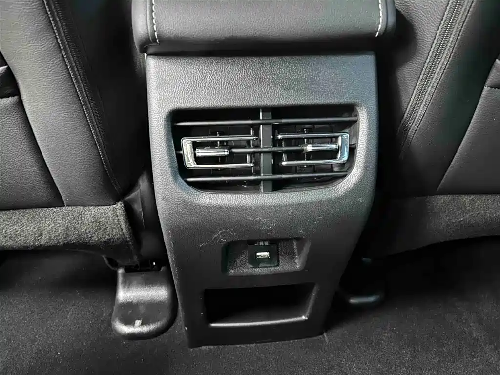 Haval M6 2024 — фото 14