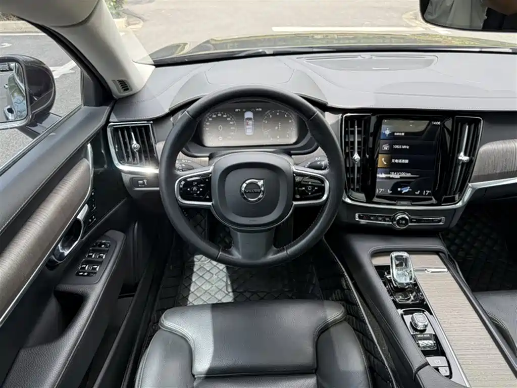 Volvo S90 2021 — фото 12