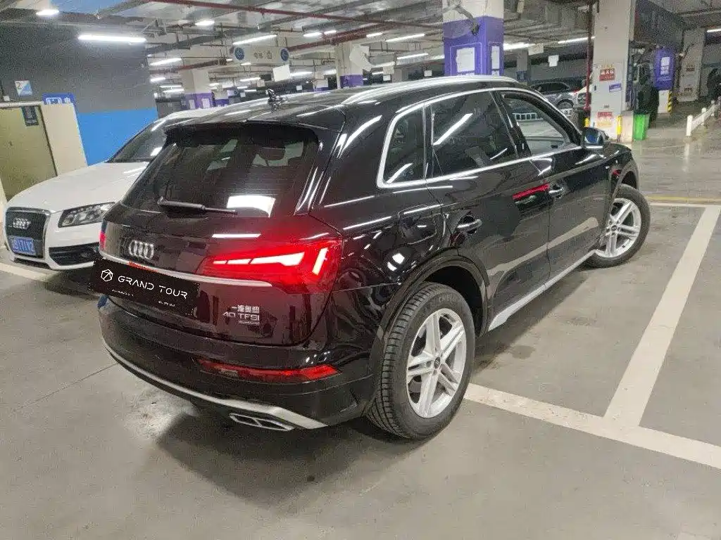 Audi Q5L 2022 — фото 7