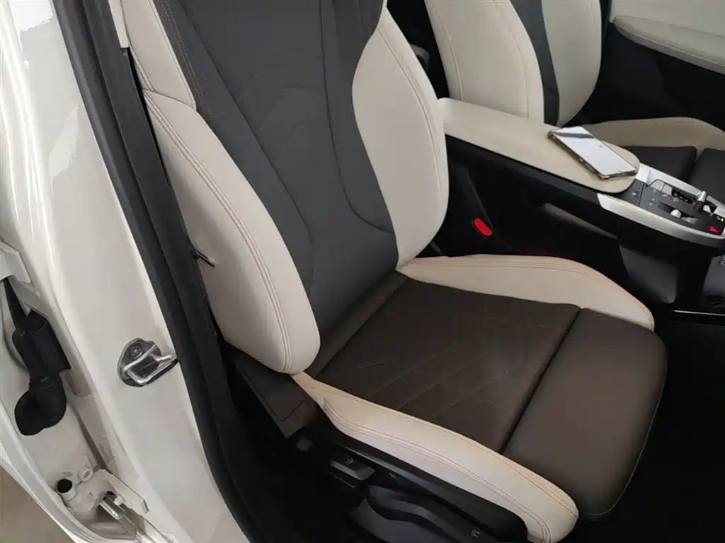 BMW X2 2025 — фото 25